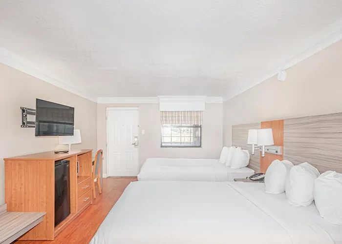 Casa Bella & Extended Hotel 2*