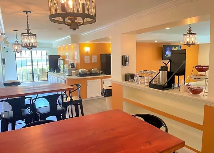 Hotel Casa Bella & Extended 2*