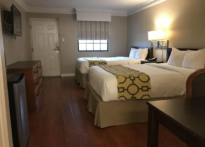 Hotel Casa Bella & Extended 2*