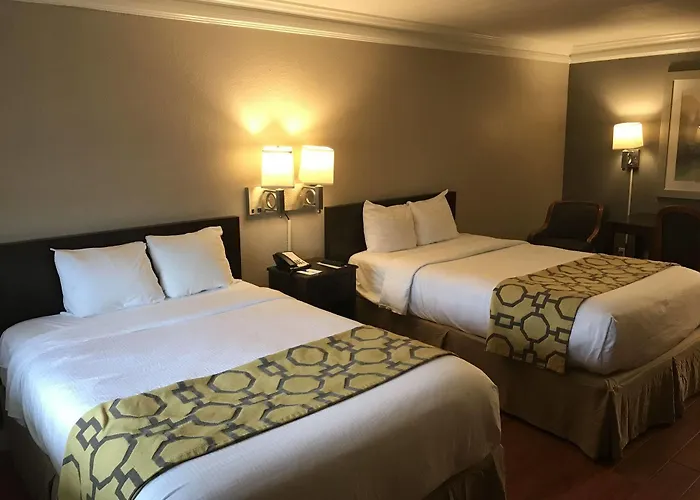 Casa Bella & Extended Hotel 2*