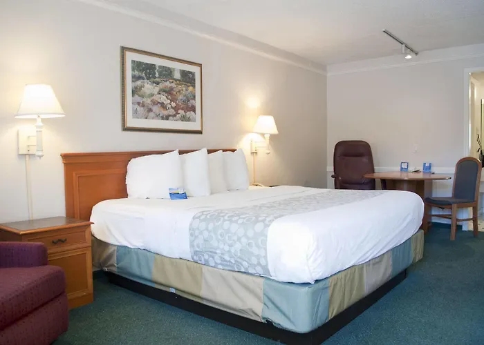 Hotel Casa Bella & Extended 2*